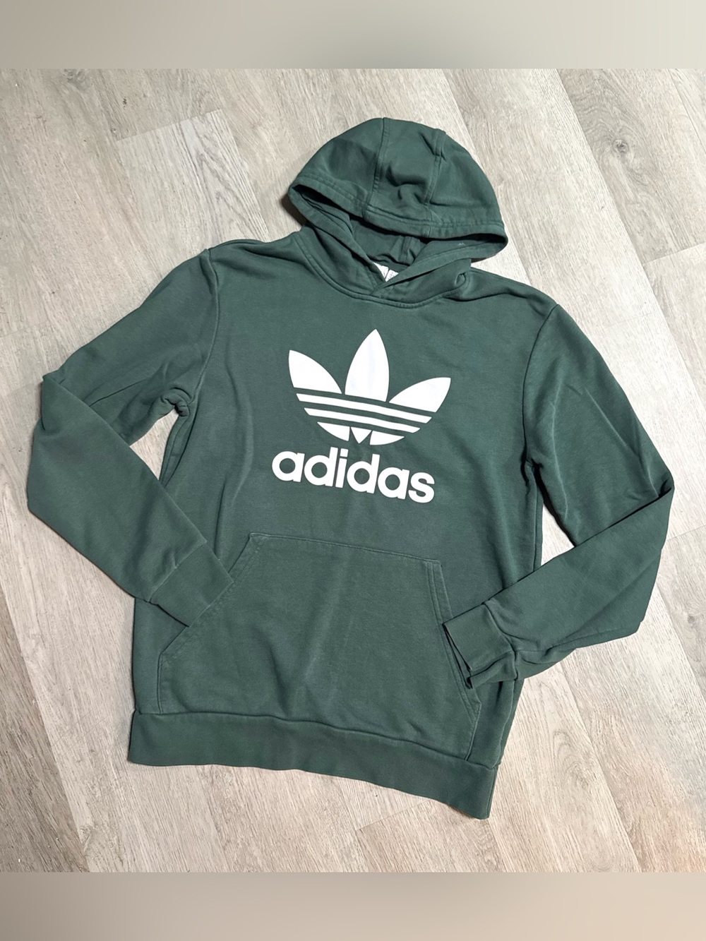 •ADIDAS• LOGO HOODIE